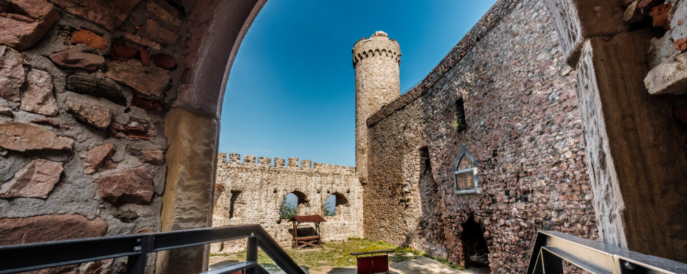 Innenhof von Schloss Auerbach, für gäste der Ferienwohnung immer erreichbar