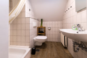 Badezimmer der Ferienwohnung Zwergenreich